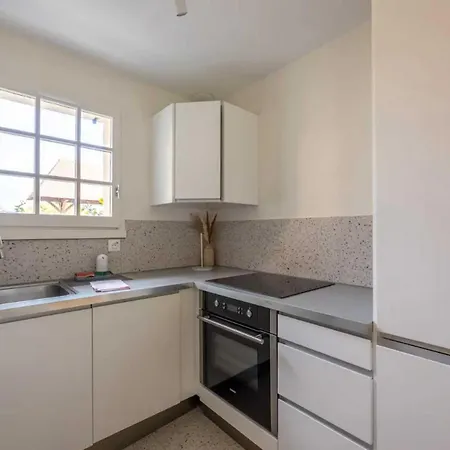 Tatil Evi Charming House With Garden In With Pool *