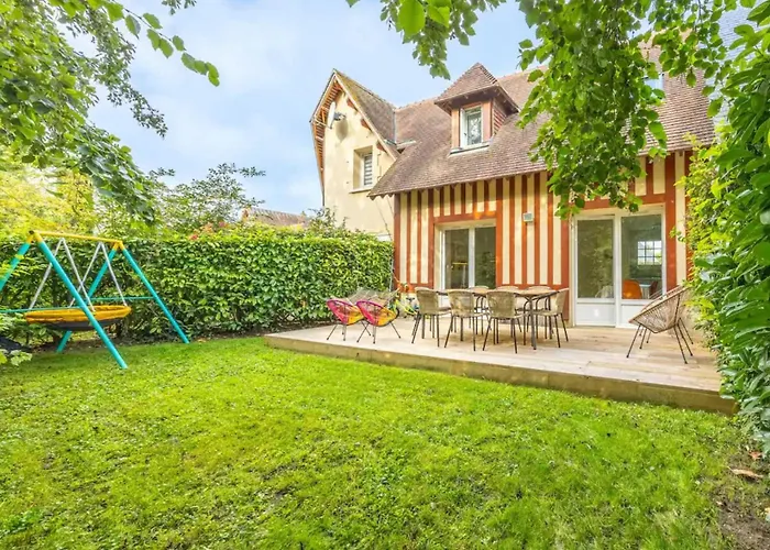 Holiday home Charming House With Garden In With Pool *