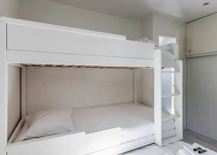 Charming House With Garden In With Pool * Deauville